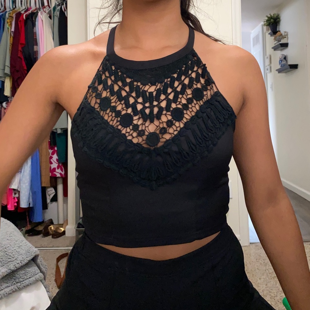 Black crop top